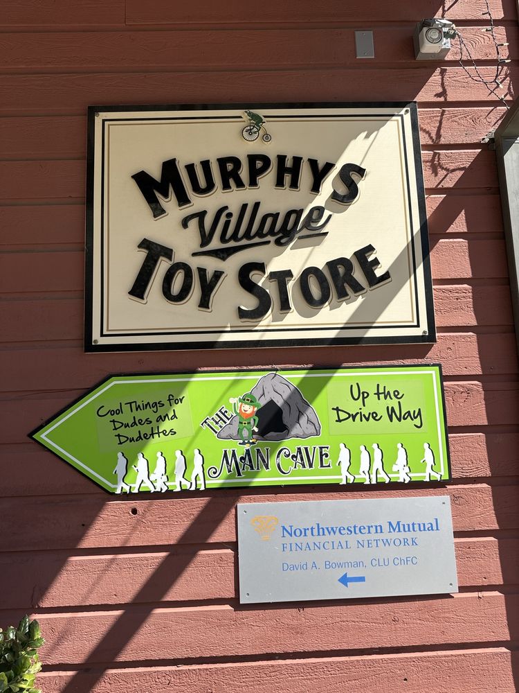 MURPHY’S VILLAGE TOY STORE Updated October 2024 16 Reviews 402