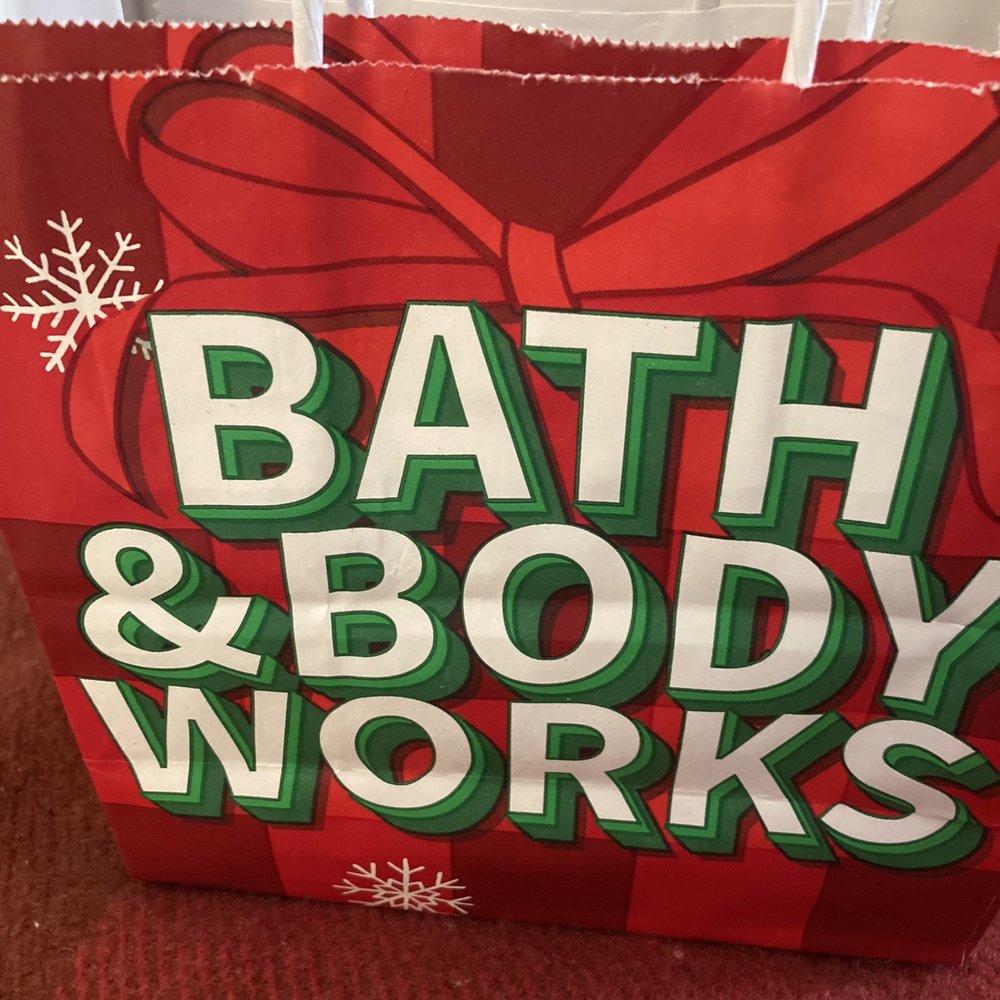 Bath & Body Works - What's in the bag?!  Hmmmm.  Let's see. - Cosmetics & Beauty Supply Near Me - Cabazon, California