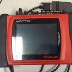 Greens Tire & Auto - Diagnostic Equipment