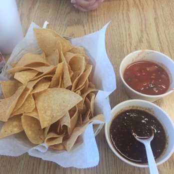 Mejia Taco Shop - Chips and salsa brought to you when you take a seat - Mexican Near Me - Madera, California Mejia Taco Shop - Chips and salsa brought to you when you take a seat - Mexican Near Me - Madera, California