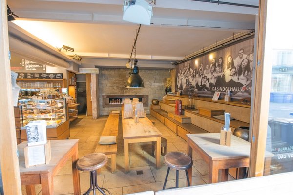 Das voglhaus cafe und kaufhaus by null