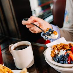 Seabiscuit Cafe - Breakfast served daily at Seabiscuit.