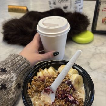 Goddess and the Baker, 33 S Wabash-Millennium Park - Cereal Bowl (GF) - Coffee & Tea Near Me - Chicago, Illinois