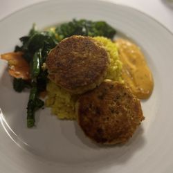 Choplin's Restaurant - Crab cakes