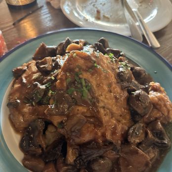 Fanny's - Chicken Marsala amazing - Wine Bars Near Me - Bloomfield, New Jersey