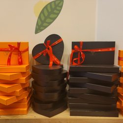 Nuts Factory