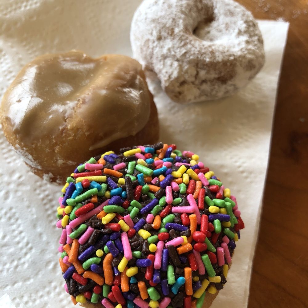 Daily Dozen Doughnut - Bakeries Near Me - Seattle, Washington Daily Dozen Doughnut - Bakeries Near Me - Seattle, Washington