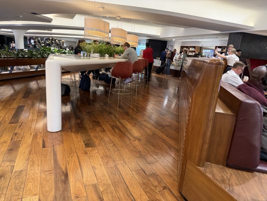 Virgin Atlantic Upper Class Wing by null