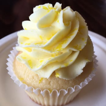 The Cupcake Company - You'll come for the luscious cupcakes, but please stay for a tasty sandwich! - Bakeries Near Me - Medford, Oregon
