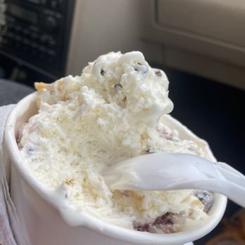 Plasko's Farm - Blueberry cheesecake and coconut ice cream! - Ice Cream & Frozen Yogurt Near Me - Trumbull, Connecticut Plasko's Farm - Blueberry cheesecake and coconut ice cream! - Ice Cream & Frozen Yogurt Near Me - Trumbull, Connecticut