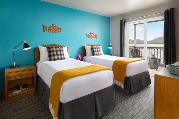 The Ketch Inn & Marina - rebranded from Edgewater Inn by null