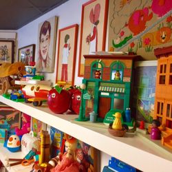 Mustard & Relics - Vintage toys!