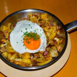 Restaurant Strasserwirt - Tiroler Gröstl 17,50€
