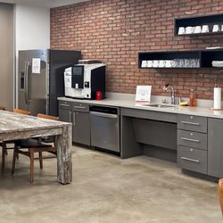 Regus - Westbend