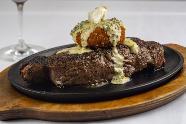 Perry's Steakhouse & Grille by null