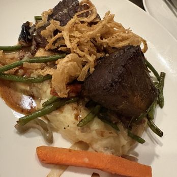 Cooper’s Hawk Winery & Restaurant - Short ribs - New American Near Me - Orlando, Florida