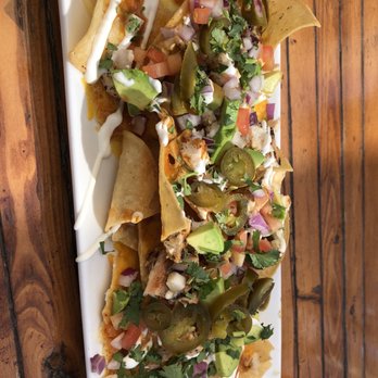 Eureka! - Grilled Chicken Nachos - American Near Me - Fresno, California