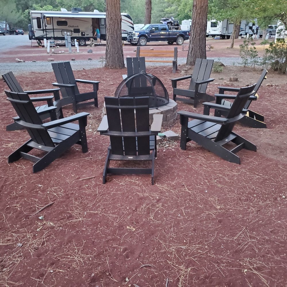 Trailer Lane Campground - Group campfire - RV Parks Near Me - Weed, California Trailer Lane Campground - Group campfire - RV Parks Near Me - Weed, California