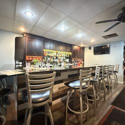 AL'an Ruben's Bar and Grill