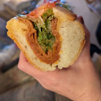 LUHV VEGAN DELI by null