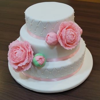 Pralinenherz - Hochzeitstorte - Chocolatiers & Shops Near Me - Dresden, SN