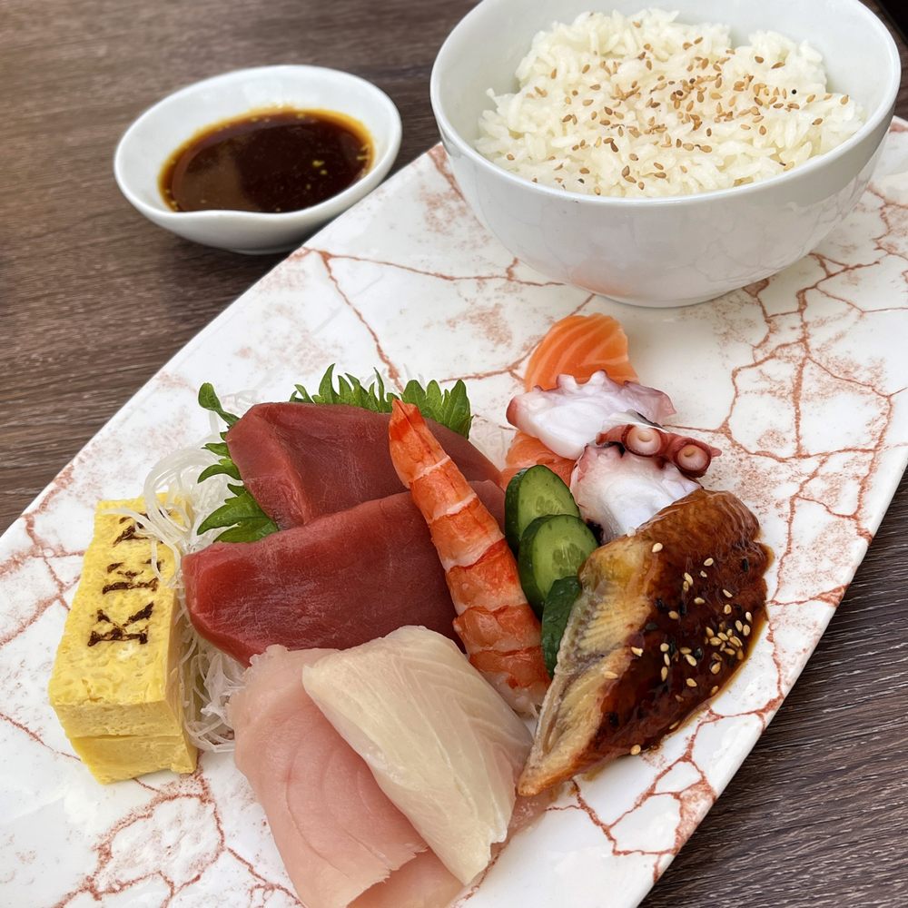 Ken Sushi Workshop - Lunch Chirashi - Japanese Near Me - San Diego, California Ken Sushi Workshop - Lunch Chirashi - Japanese Near Me - San Diego, California