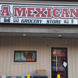 La Mexicana Grocery - sign