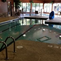 Huge pool and spa area... Huge pool and spa area...