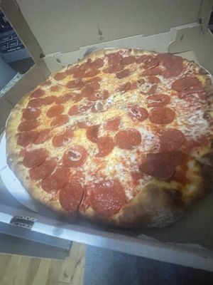 Max and Issy's Pizzeria by null