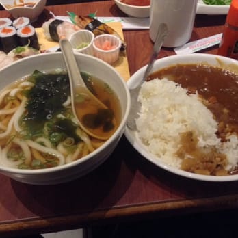 Takeya Sushi - Udon soup with curry rice - Japanese Near Me - Richmond, British Columbia Takeya Sushi - Udon soup with curry rice - Japanese Near Me - Richmond, British Columbia