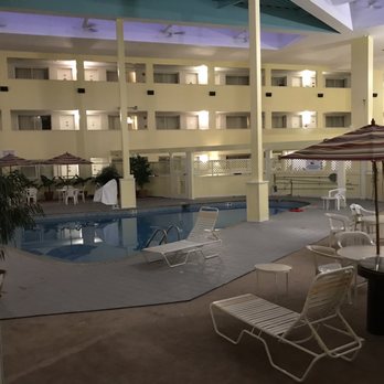 Bedford Plaza Hotel - Indoor heated pool - Hotels Near Me - Bedford, Massachusetts Bedford Plaza Hotel - Indoor heated pool - Hotels Near Me - Bedford, Massachusetts