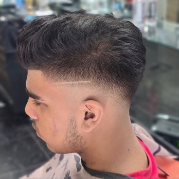 El Mexicano Barber Shop - Barbers Near Me - Brooklyn, New York El Mexicano Barber Shop - Barbers Near Me - Brooklyn, New York