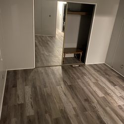 Flooring Master Pro - Vinyl plank flooring.