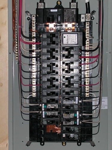 Slide of Electrical Gurus CO