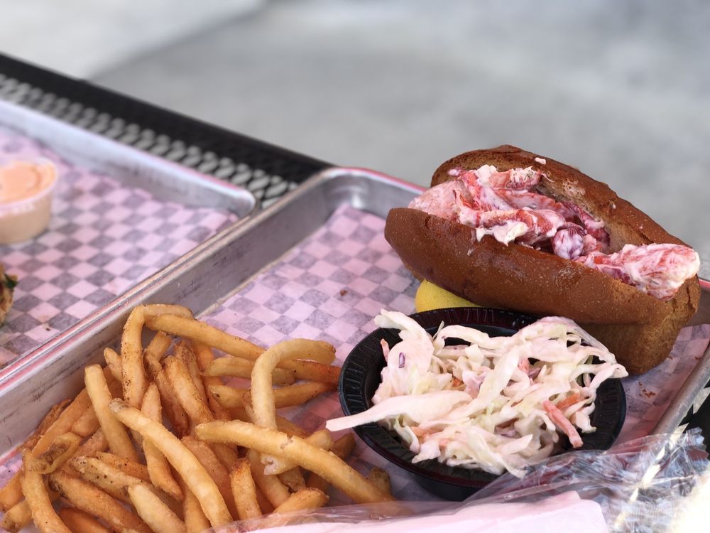 LOMBARDI’S SEAFOOD Updated 2024 489 Photos & 245 Reviews 1888 W