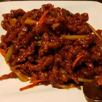 Golden Ginger - Hot Spicy Crispy Beef. Good! A little sweet. Not as spicy but some sriracha can really amp that up. Nice crisp. - Chinese Near Me - Hemet, California Golden Ginger - Hot Spicy Crispy Beef. Good! A little sweet. Not as spicy but some sriracha can really amp that up. Nice crisp. - Chinese Near Me - Hemet, California