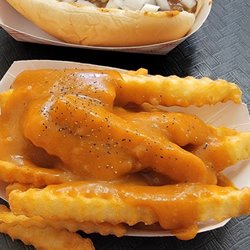 Butler Dog House - Decent gravy fries