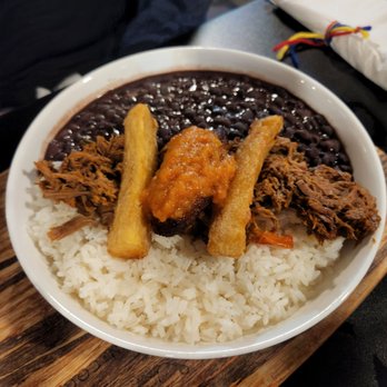De Leon Cocina - Latin American Near Me - St Augustine, Florida