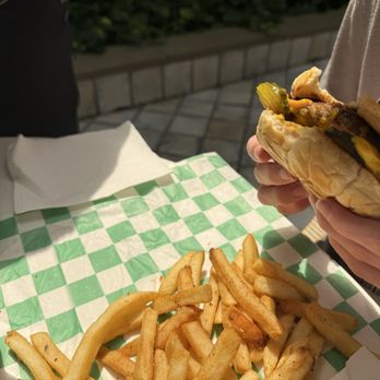 Sun Of A Vegan - Simple burger with cheese and fries - Vegan Near Me - Memphis, Tennessee Sun Of A Vegan - Simple burger with cheese and fries - Vegan Near Me - Memphis, Tennessee