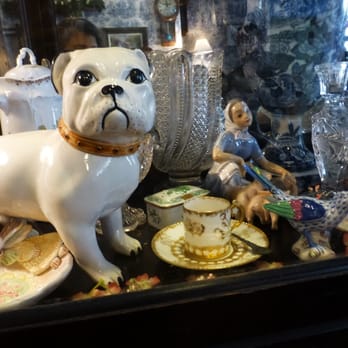 Millies Restaurant - Tchotchke cabinet - Breakfast & Brunch Near Me - Sarasota, Florida Millies Restaurant - Tchotchke cabinet - Breakfast & Brunch Near Me - Sarasota, Florida
