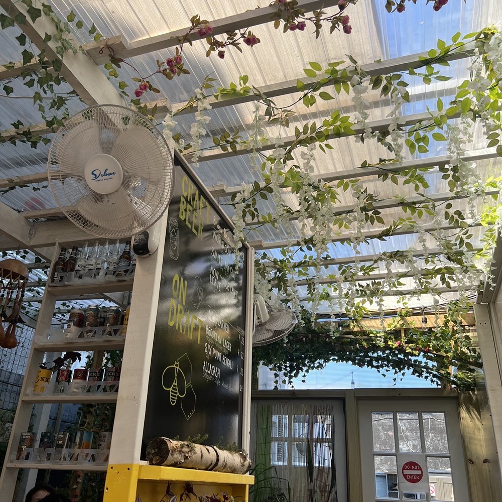 Bee Cafe - Cafes Near Me - Woodside, New York Bee Cafe - Cafes Near Me - Woodside, New York