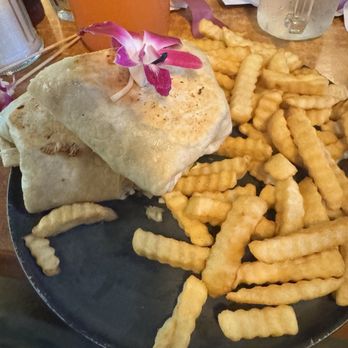 American & Mexican Diner - Chicken burrito - Diners Near Me - Hartford, Connecticut American & Mexican Diner - Chicken burrito - Diners Near Me - Hartford, Connecticut