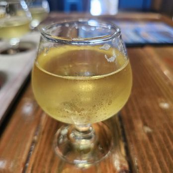 Chubby Cheeks Meadery - Princess Peach Hard Cider - Meaderies Near Me - Temecula, California