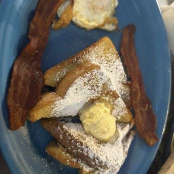 Molly's Souper - French toast - Breakfast & Brunch Near Me - Upland, California Molly's Souper - French toast - Breakfast & Brunch Near Me - Upland, California