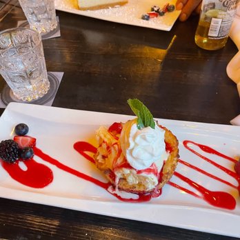 Mint 29 - Brown Butter Cake... to die for and cheesecake - Bars Near Me - Dearborn, Michigan