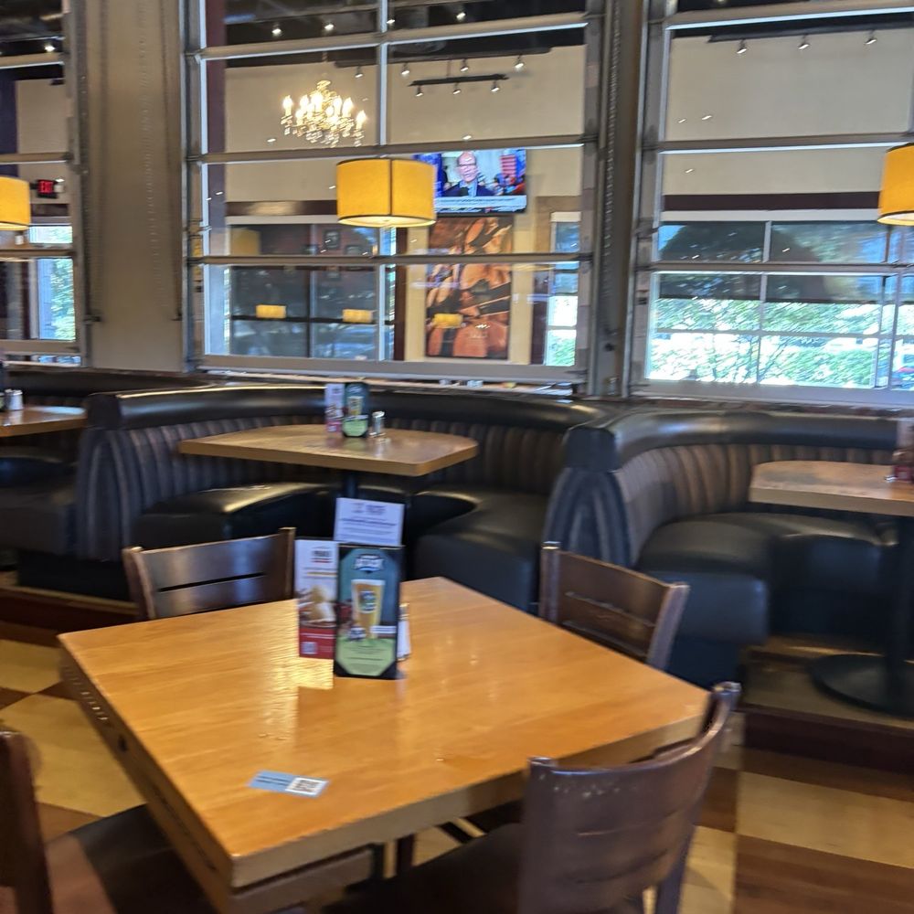 BJ's Restaurant & Brewhouse - New American Near Me - Orlando, Florida BJ's Restaurant & Brewhouse - New American Near Me - Orlando, Florida