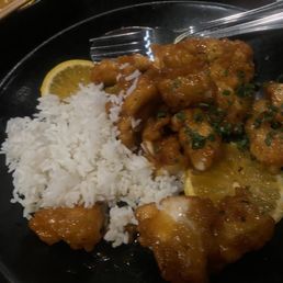 Yummy Orange Chicken with White Rice