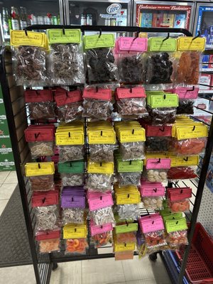 Makaha Ohana Market by null