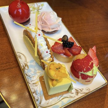 Mandarin Oriental - High Tea - Hotels Near Me - London, XGL