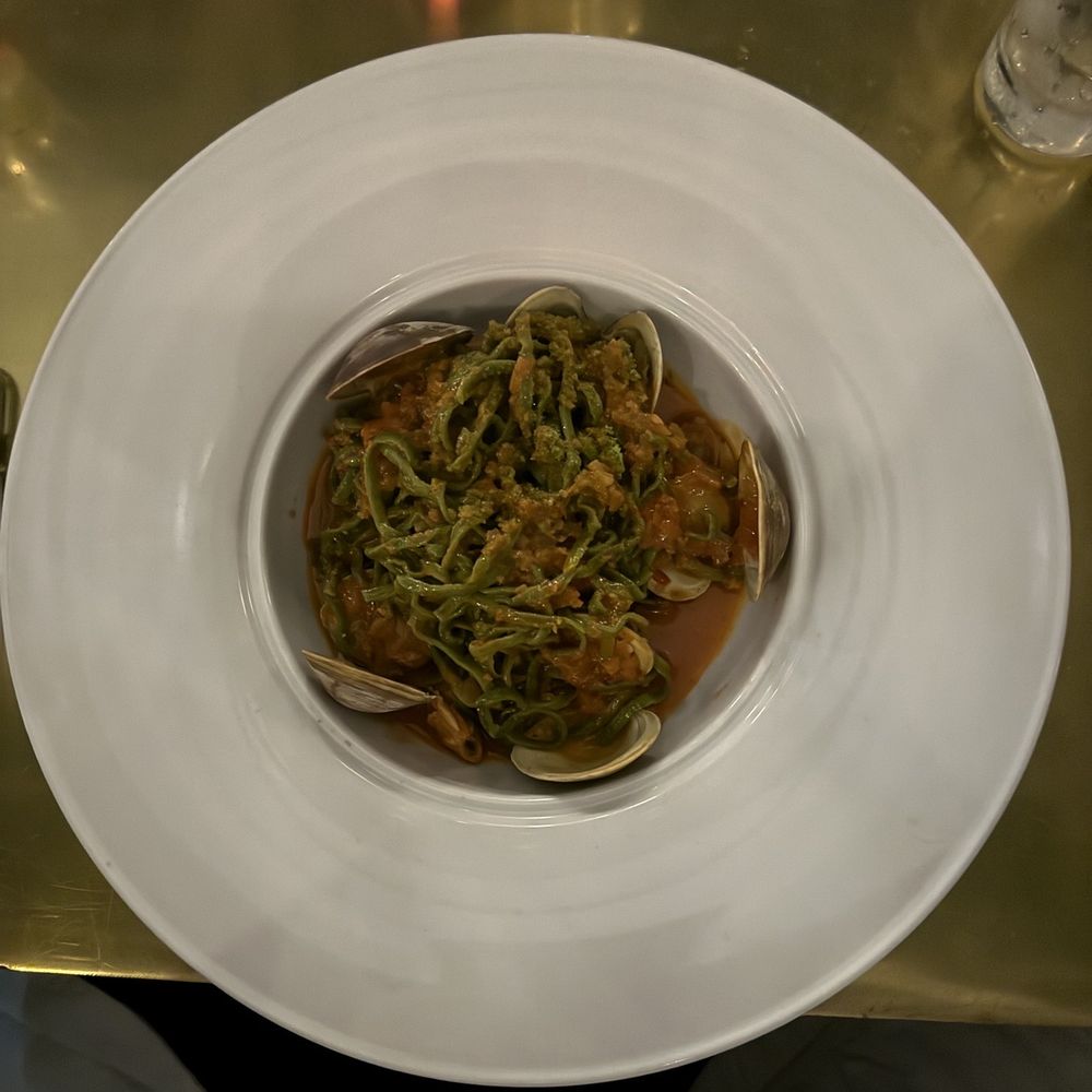 Service Bar - Linguini and clams - New American Near Me - Columbus, Ohio